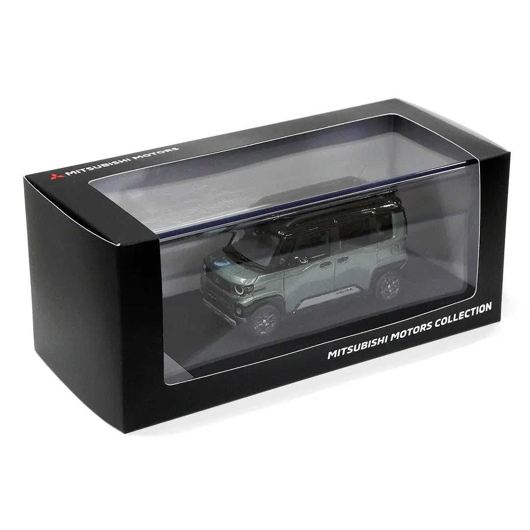 デリカミニ 1/43スケールモデルカー アッシュグリーンメタリック